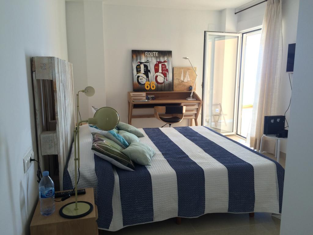 Beach House Brotonss El Campello Buitenkant foto